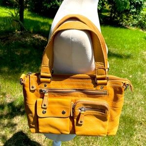 Fossil’s Vintage Tan Leather Satchel